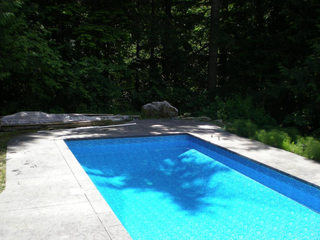 Davis Brook Retreat Bed and Breakfast Sechelt Buitenkant foto