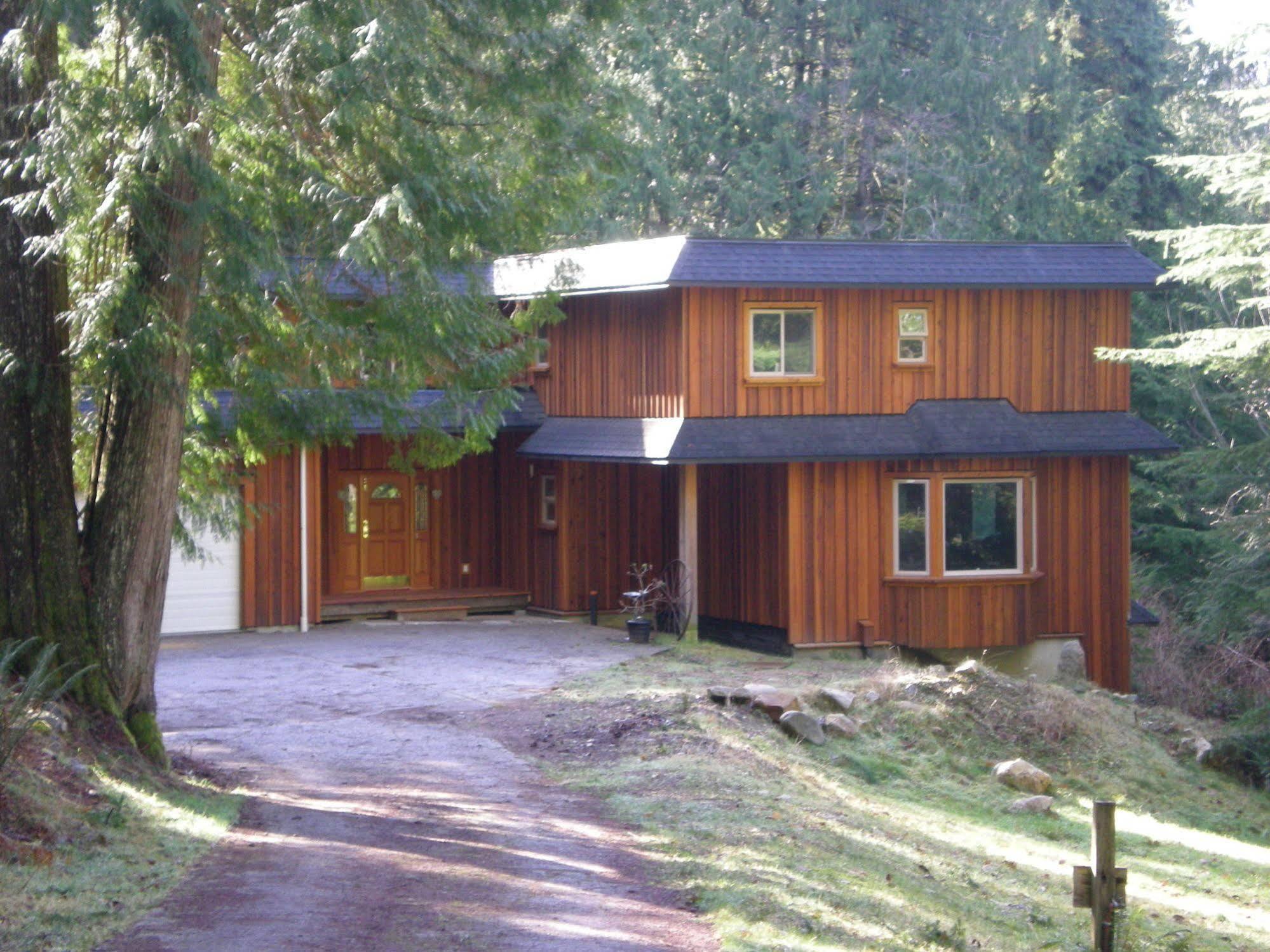 Davis Brook Retreat Bed and Breakfast Sechelt Buitenkant foto