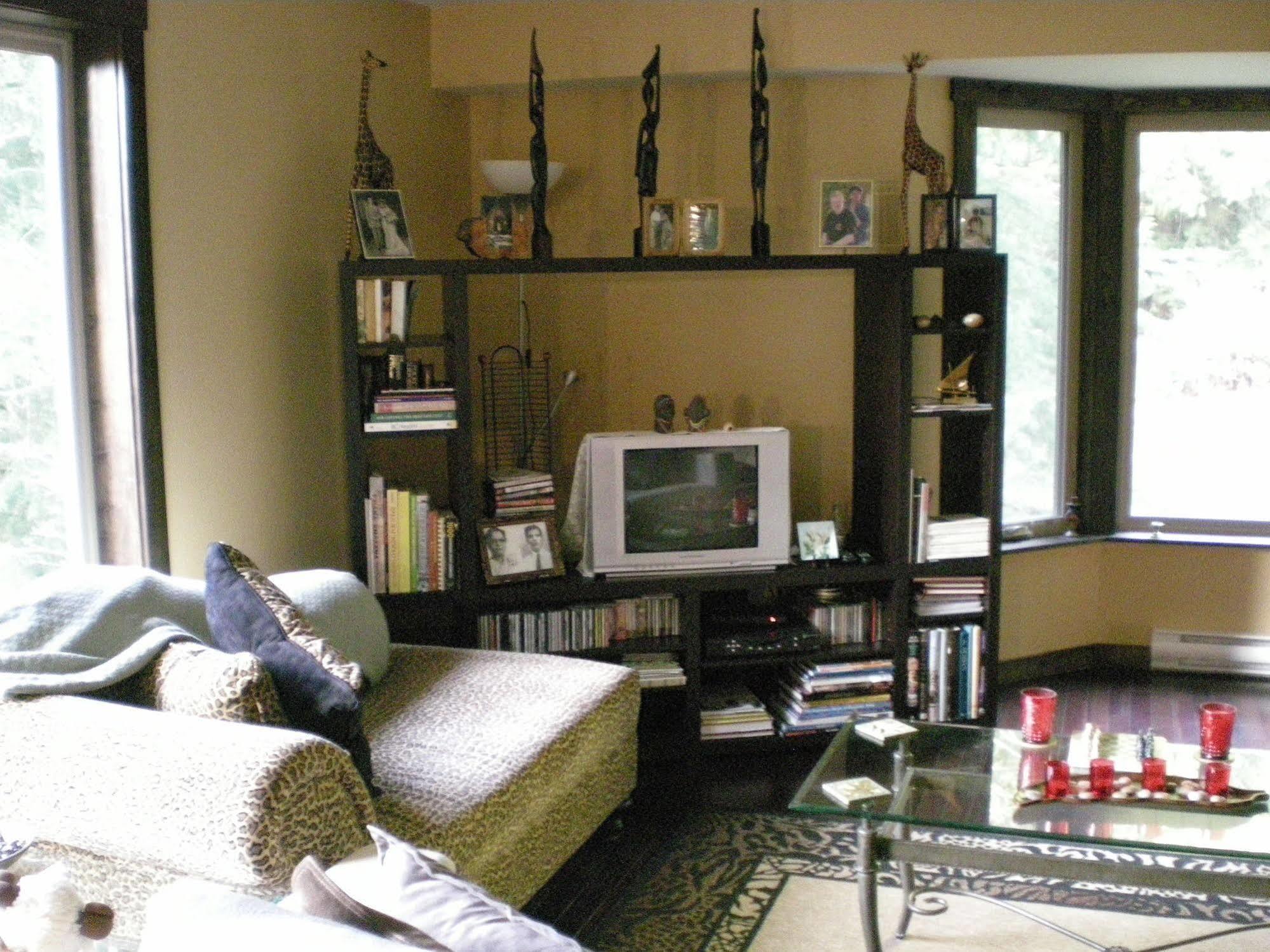 Davis Brook Retreat Bed and Breakfast Sechelt Buitenkant foto