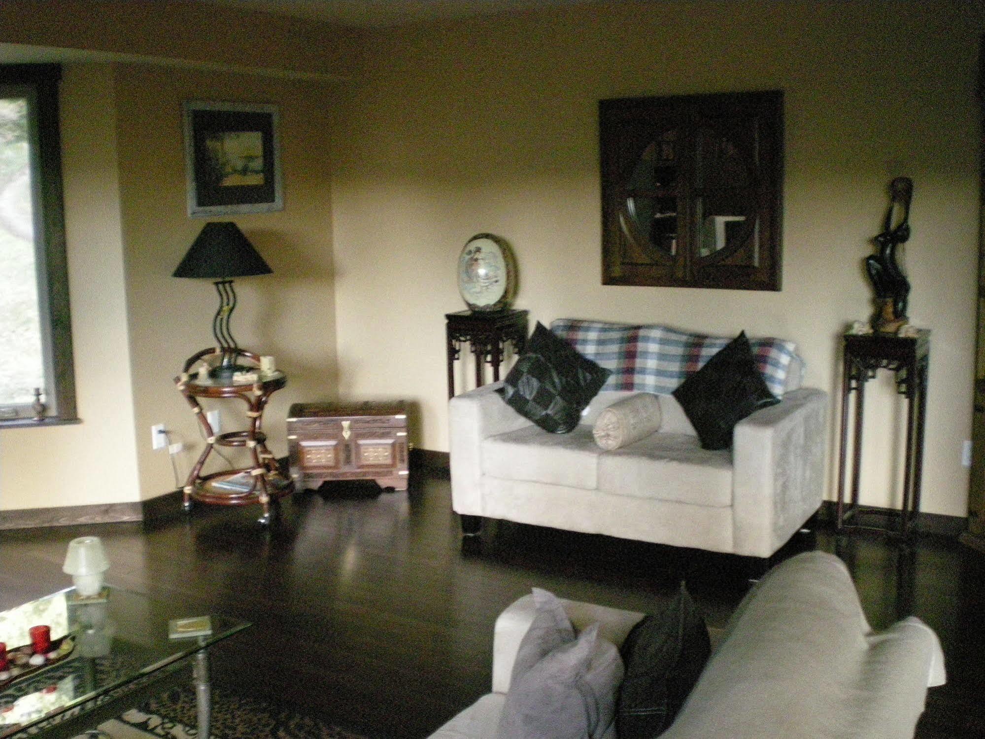 Davis Brook Retreat Bed and Breakfast Sechelt Buitenkant foto