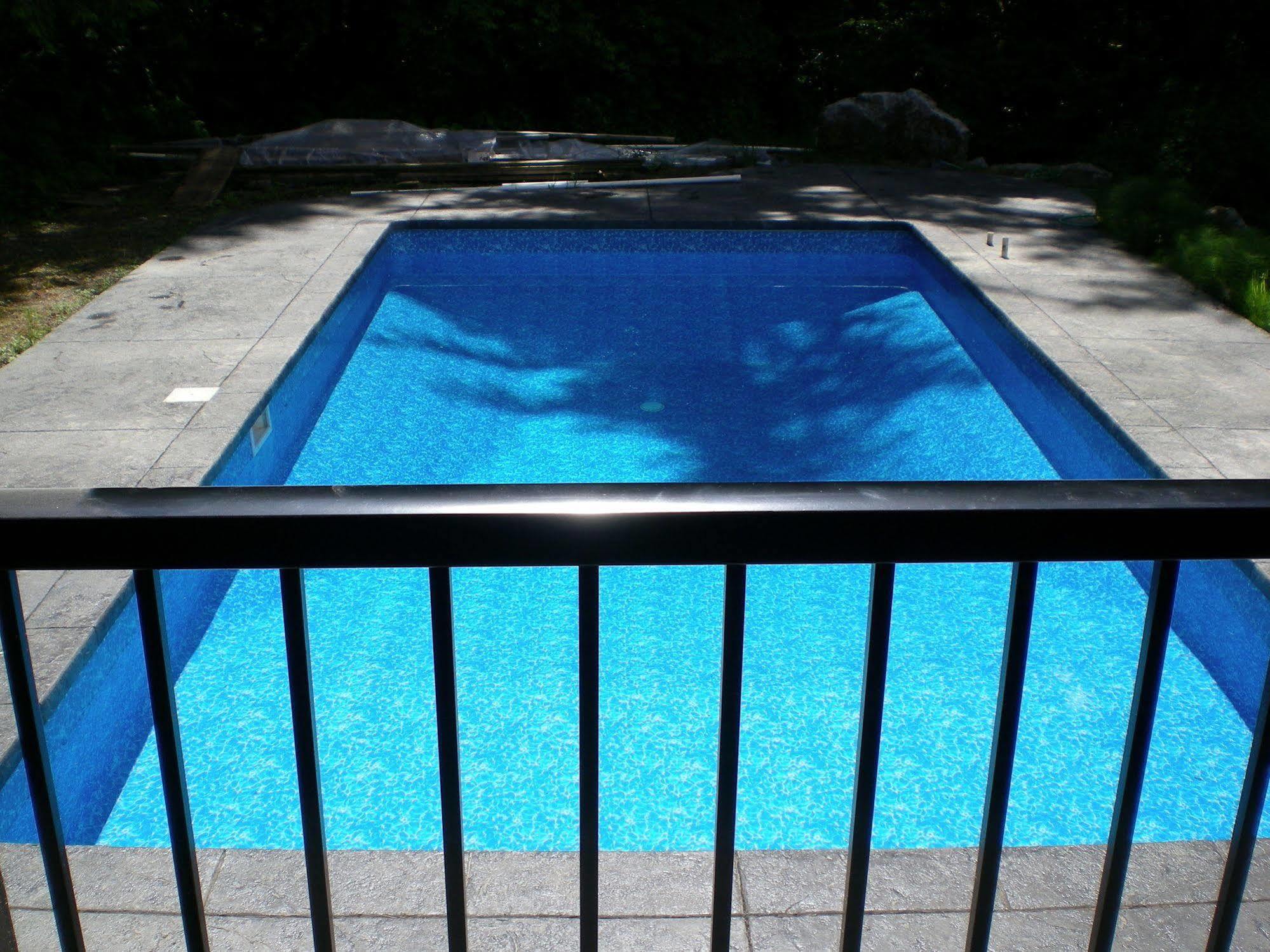 Davis Brook Retreat Bed and Breakfast Sechelt Buitenkant foto
